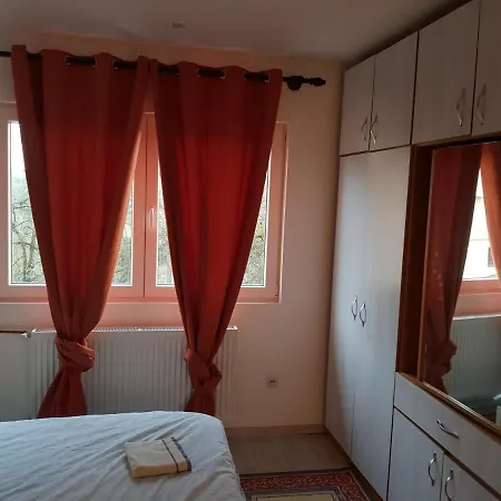 Apartman Venera Apartment *